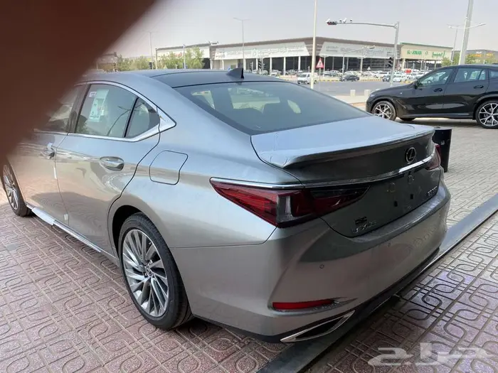 لكزس ES350 CC سعودي 2025 (اسود-تيتانيوم-رمادي- ابيض) 58