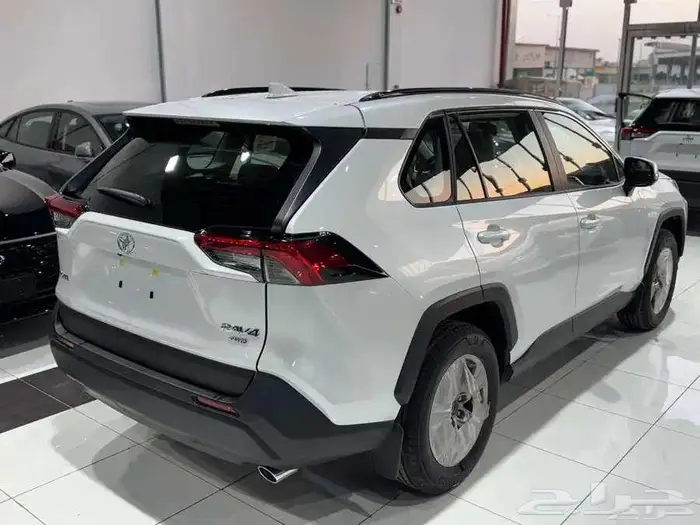 تويوتا راف فور 2500 سي سي نص فل جنط 17 موديل 2025 دبل 4