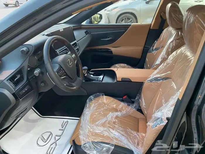 لكزس ES350 CC سعودي 2025 (اسود-تيتانيوم-رمادي- ابيض) 24