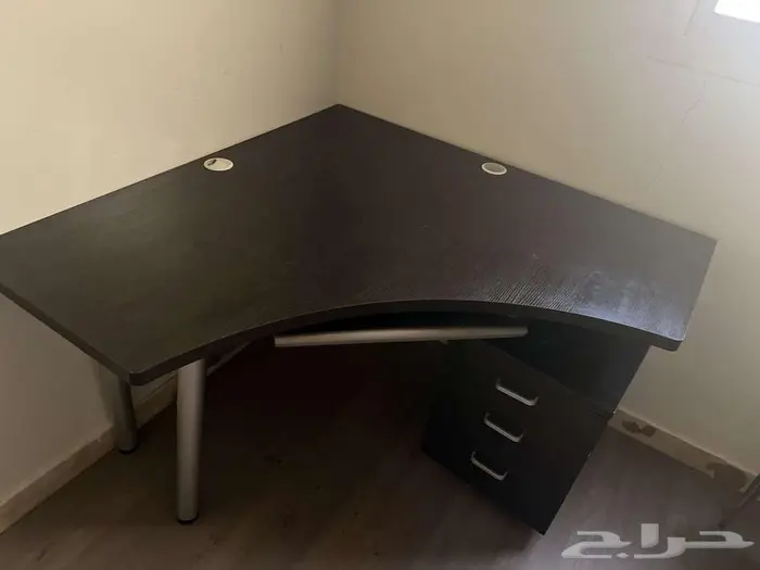 طاولة مكتب للعمل او الدراسه 2
