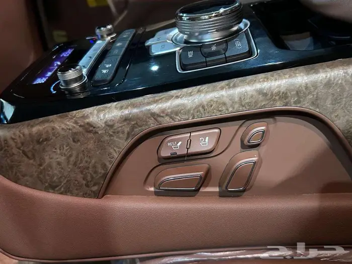 جنسس G90 2021 18