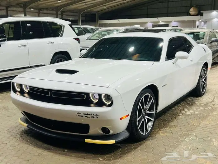 دوج شالنجر ار تي 2022 0