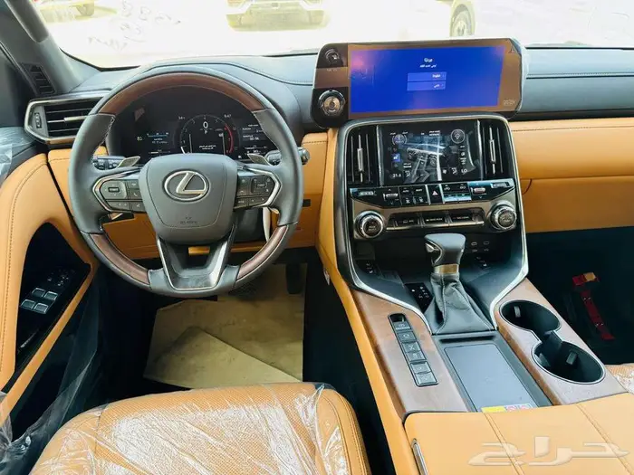 عرض خاص لكزس BB موديل 2025 بطاقه جمركيه بالنقد والتقسيط. 4