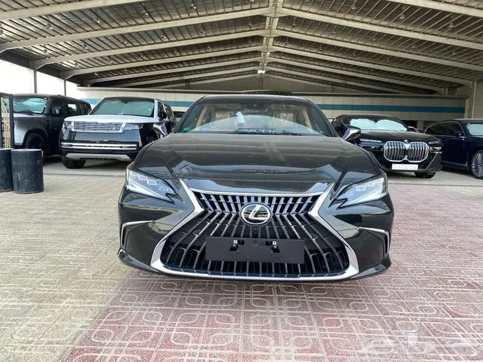 لكزس ES 350 DD فل كامل 2025 - الساير كويتي.. 16