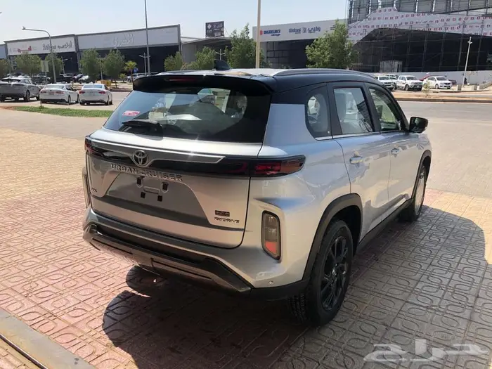 أوربان كروزر فل كامل GLX 2025 فضي 9