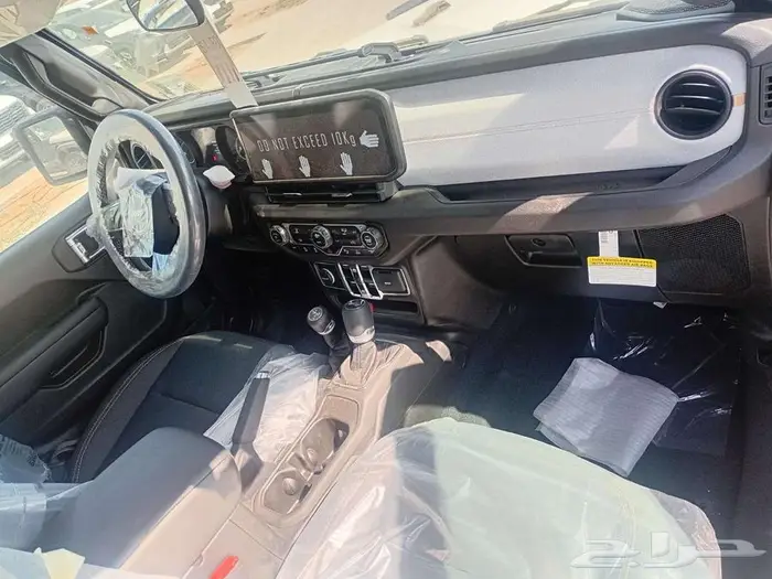 جيب رانجلر سبورت 2025 وكيل سعودي عروض نهاية العام شركة سفنز 7
