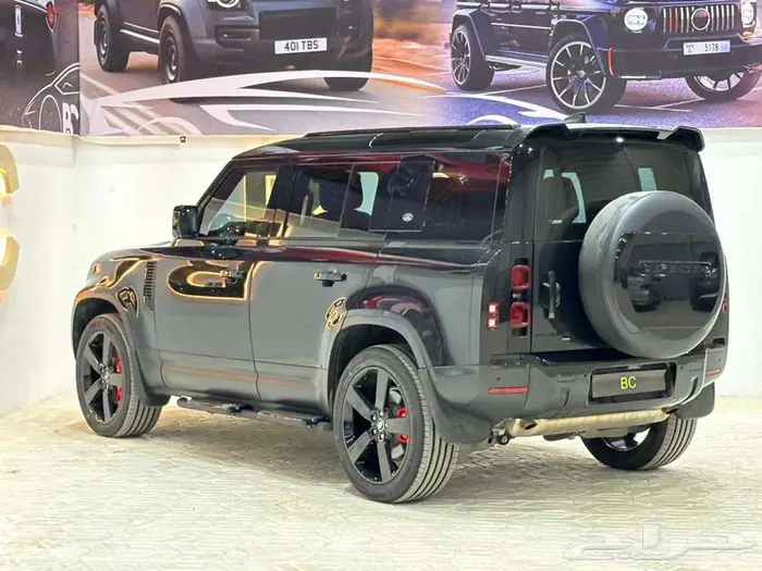 لاند روفر ديفندر 2023 6 سلندر 3