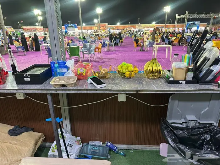 محل عصيرات للتقبيل في مهرجان الورود بجدة 3