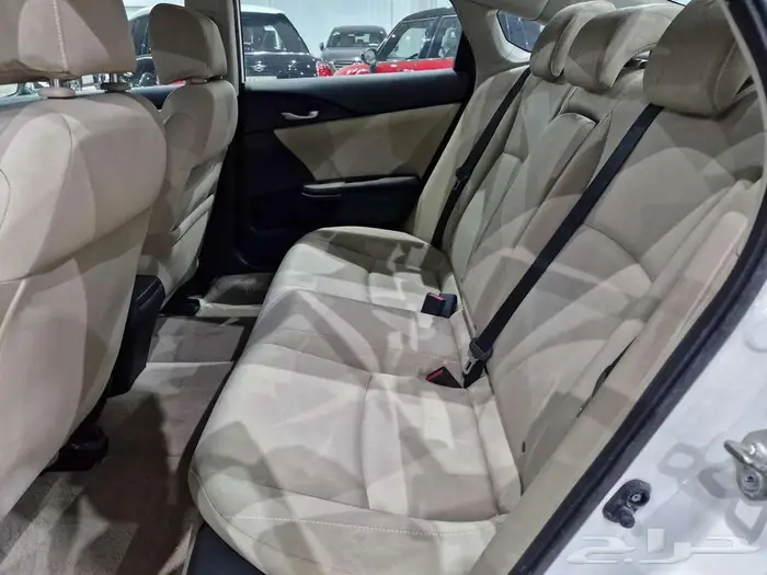 هوندا سيفيك DX 2018 7