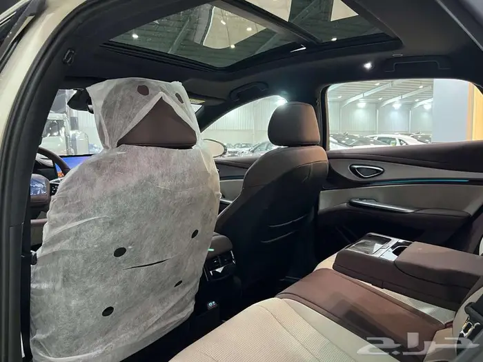 بي واي دي سيل 7 فل كامل موديل 2026 15