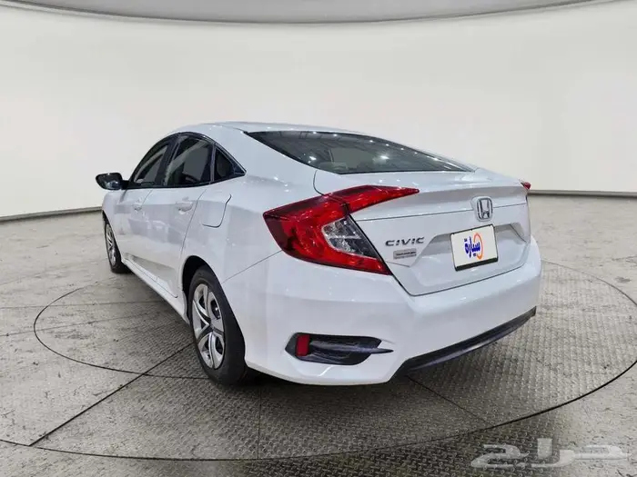 هوندا سيفيك DX 2018 2