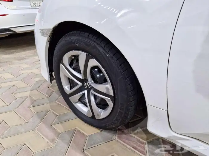 هوندا سيفيك DX 2018 3