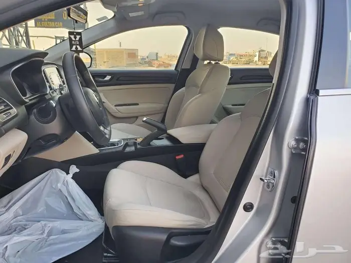 رينو ميجان 2020 9