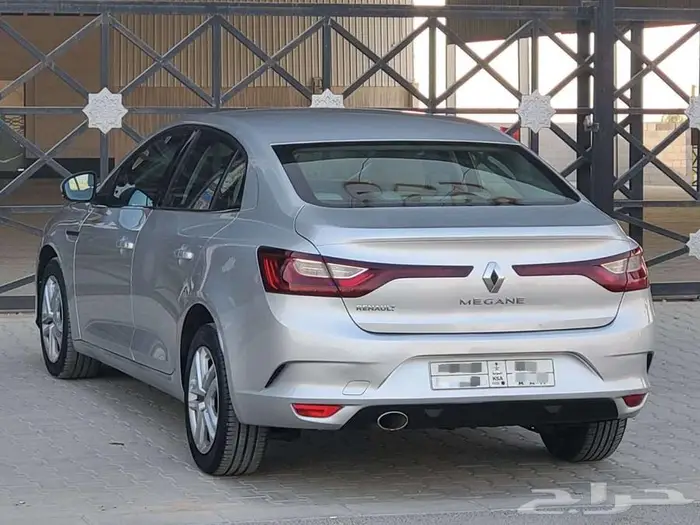 رينو ميجان 2020 6