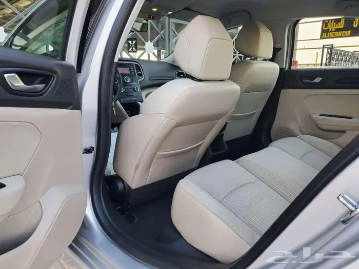 رينو ميجان 2020 13