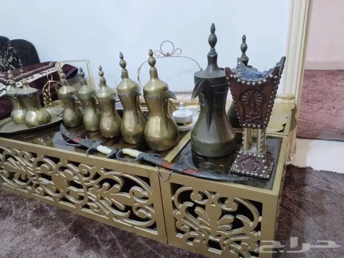 دلال قشريات ودلال الرسلان 1