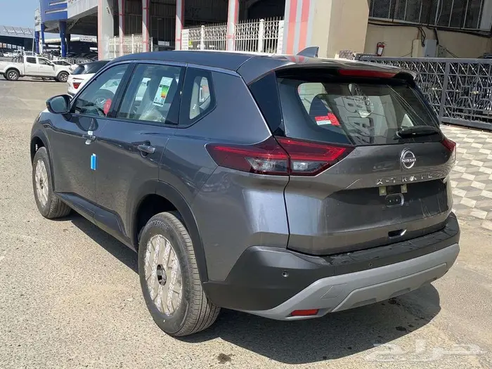 نيسان اكس تريل 7 راكب بدون دبل ودبل 2026 17