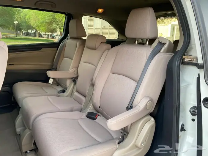 هوندا أوديسي 2020 نص فل نظيف 4