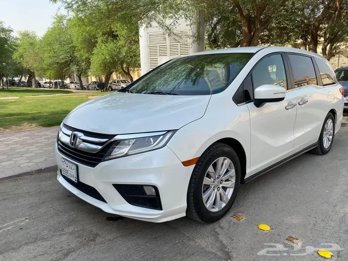 هوندا أوديسي 2020 نص فل نظيف 6