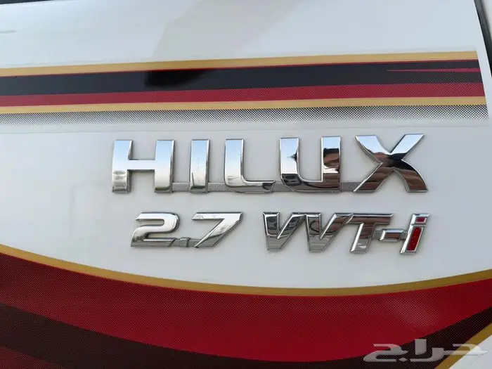 للبيع هايلكس مخزن مديل 2010 غمارة 23