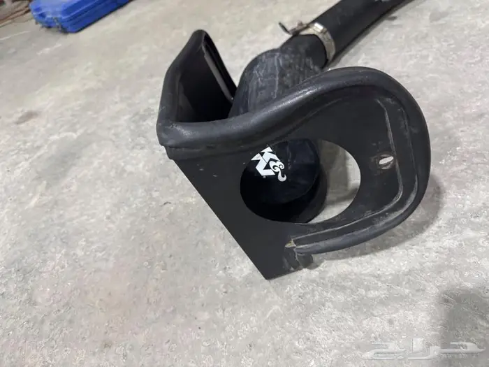 للبيع فلتر هواء شبه الجديد انتيك من شركة KN 1