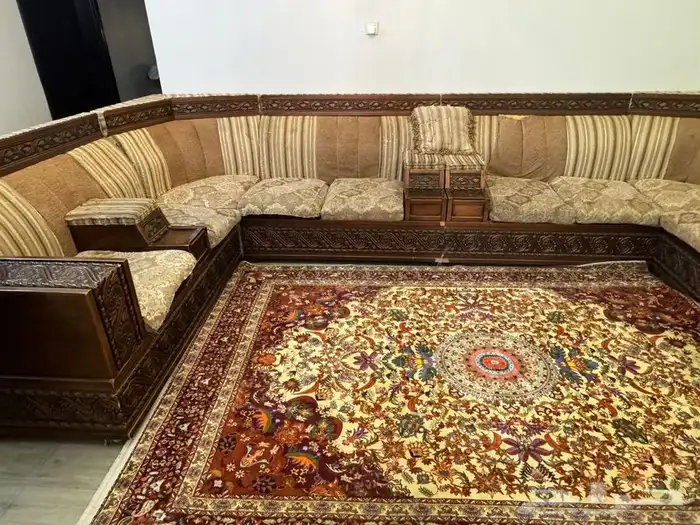 اثاث كنب خشب 0