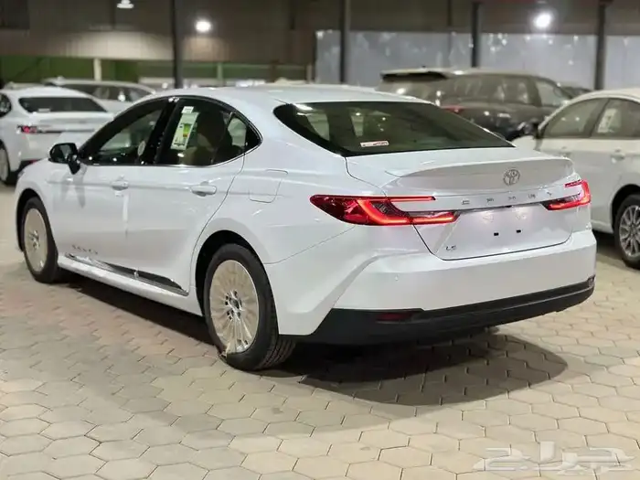 تويوتا كامري 2025 LE بنزين ( تقسيط وكاش ) 11