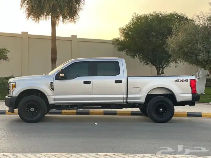 فورد f350 غمارتين مجهزه وعداد قليل مديل 2019 2