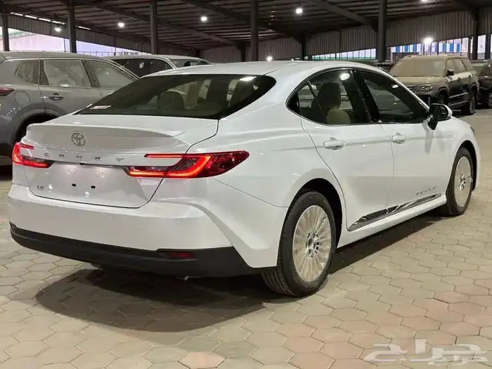 تويوتا كامري 2025 LE بنزين ( تقسيط وكاش ) 4