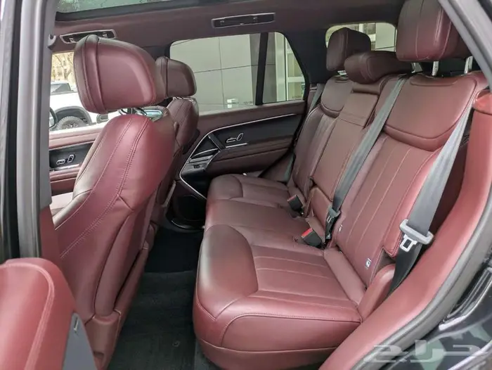 لاند روفر رنج روفر فوج 2023 V8 مواصفات والوان مميزه 10