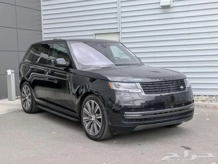 لاند روفر رنج روفر فوج 2023 V8 مواصفات والوان مميزه 1