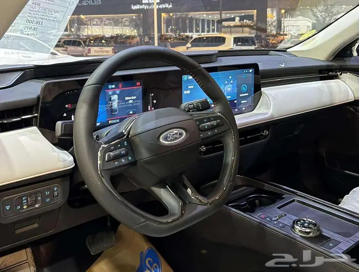 جديد فورد تورس تيتانيوم 2026 7