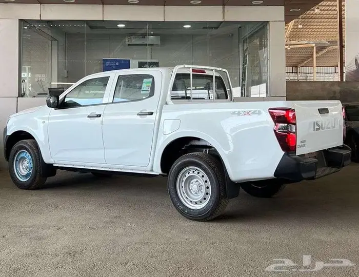 ايسوزو غمارتين دبل 2026 زجاج كهرباء خليجي لدى الفريدي 1