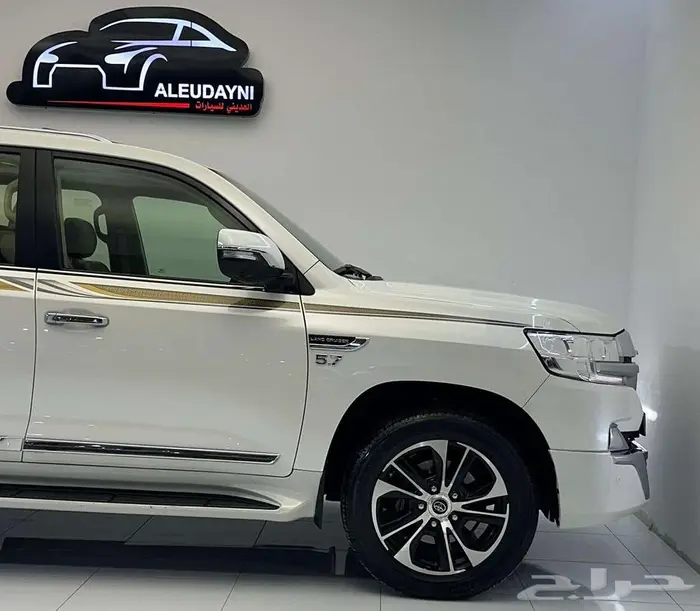 تويوتا لاند كروزر VXR 2021 8