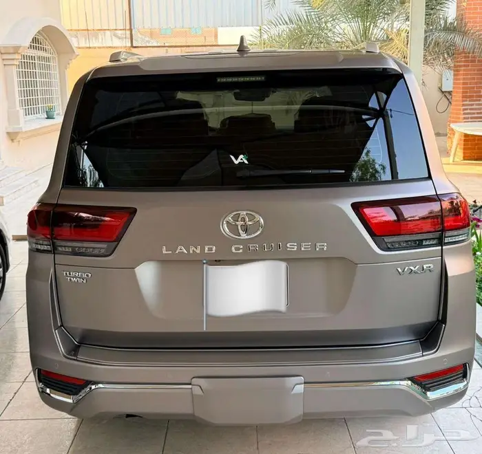 تويوتا لاندكروز VX-R فل كامل سعودي Land-Cruiser 4