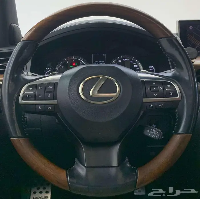 لكزس LX 570 2017 11