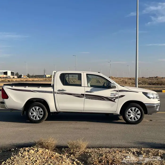 تويوتا هايلوكس GL ديزل 2025 - بدون فوائد 1