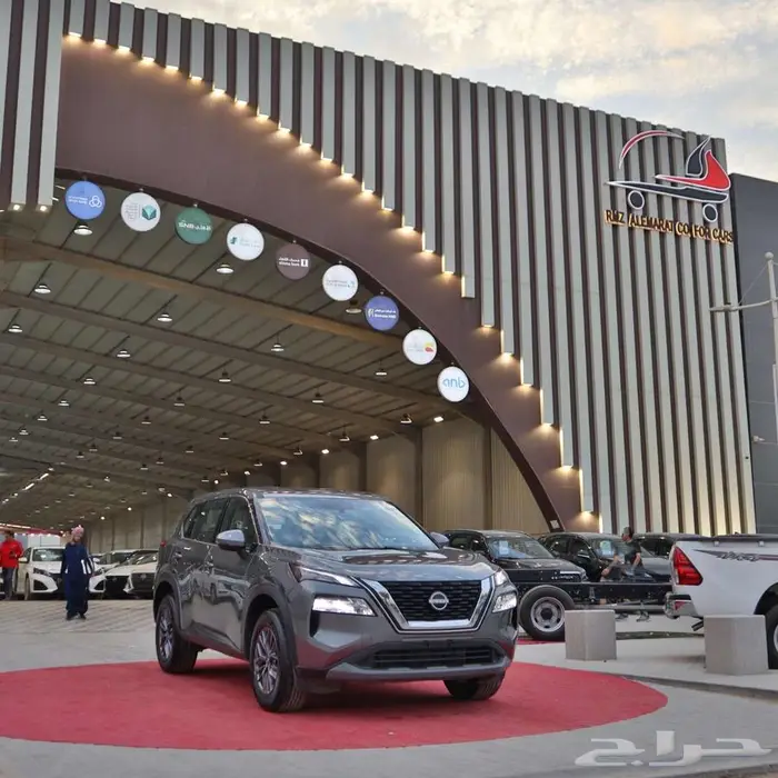 نيسان اكستريل 2025 استلم بضغطه زر متوفر جميع المواصفات 1