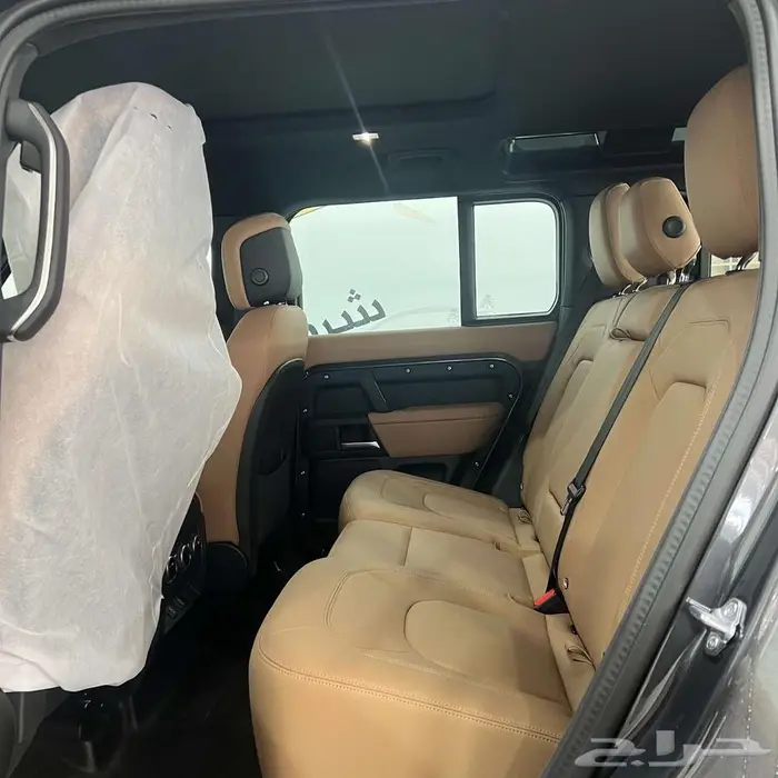 لاندروفر ديفندر 6 سلندر HSE دبل بنزين سعودي تماتيك 2026 5