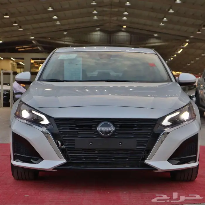 نيسان التيما فل SL و SV خليجي 2026 10