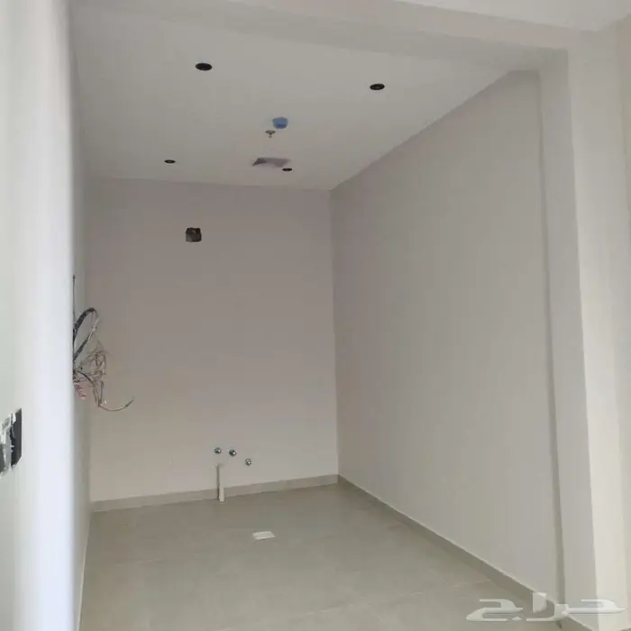 للايجار شقة عزاب حي القادسية بسعر 2500 شهريا   عرض رقم 1444H 0