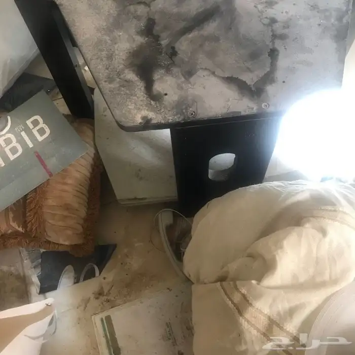 عطر نسائي وريموت جراح واكواب حافظة للحرارة 14