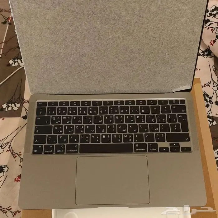 ماك بوك اير 2