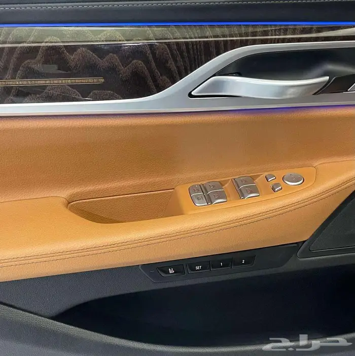 بي ام دبليو 2021 730LI 36