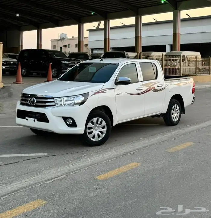 هايلوكس 2025 اوتماتيك بدون دبل بنزين 0