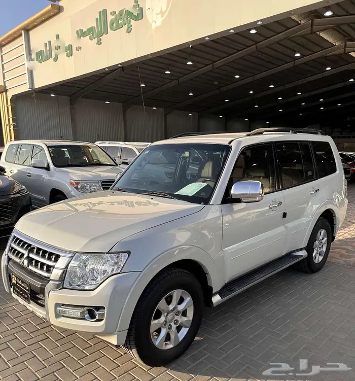 ميتسوبيشي باجيرو 2018 GLS 2