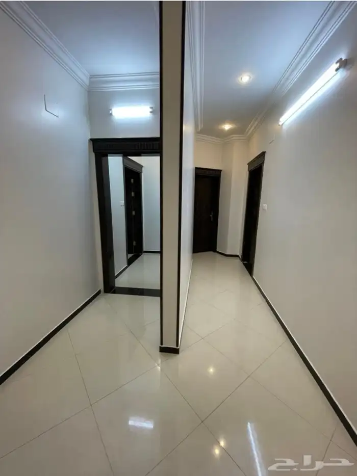 دور 5 غرف للايجار حي السحيلي 8