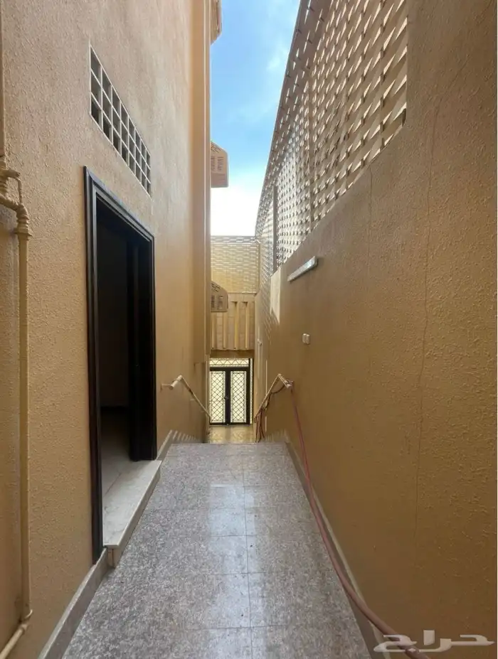 دور 5 غرف للايجار حي السحيلي 4