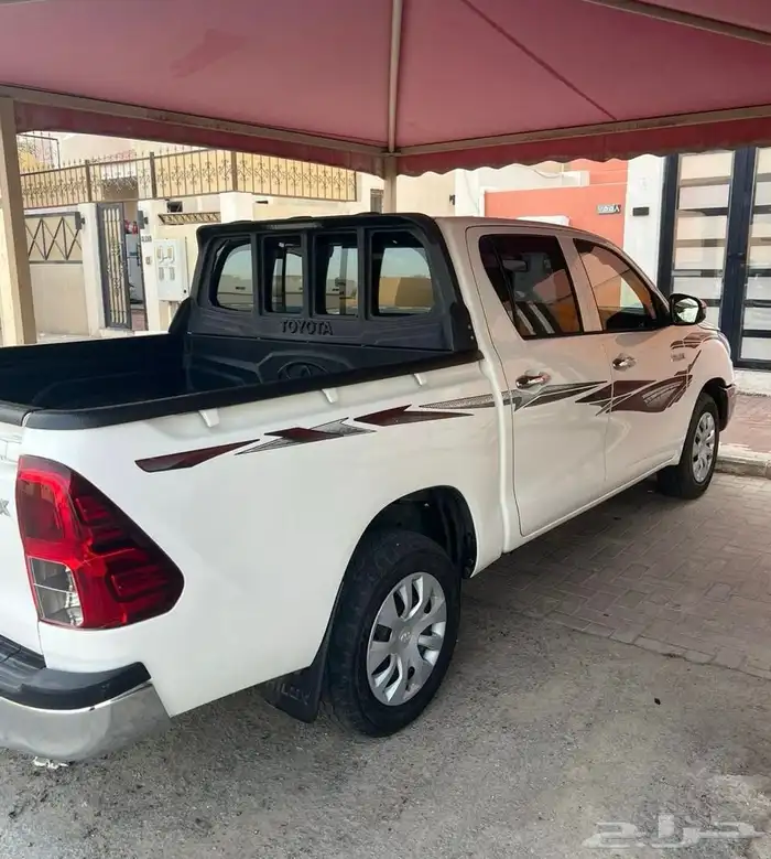 هايلوكس 2019 (بنزين) 3