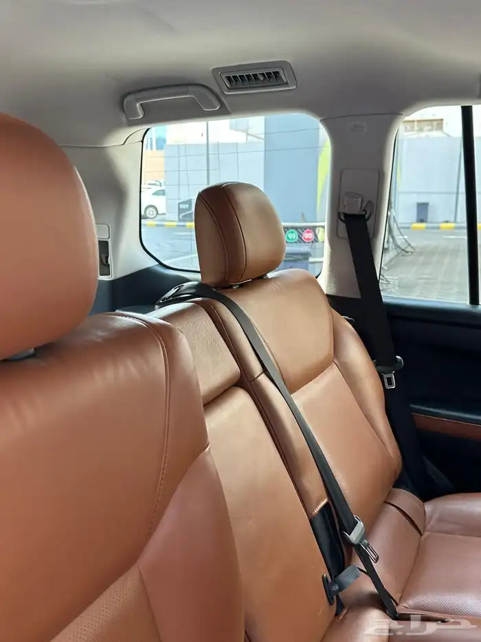 لكزس LX570فل كامل 2012 47